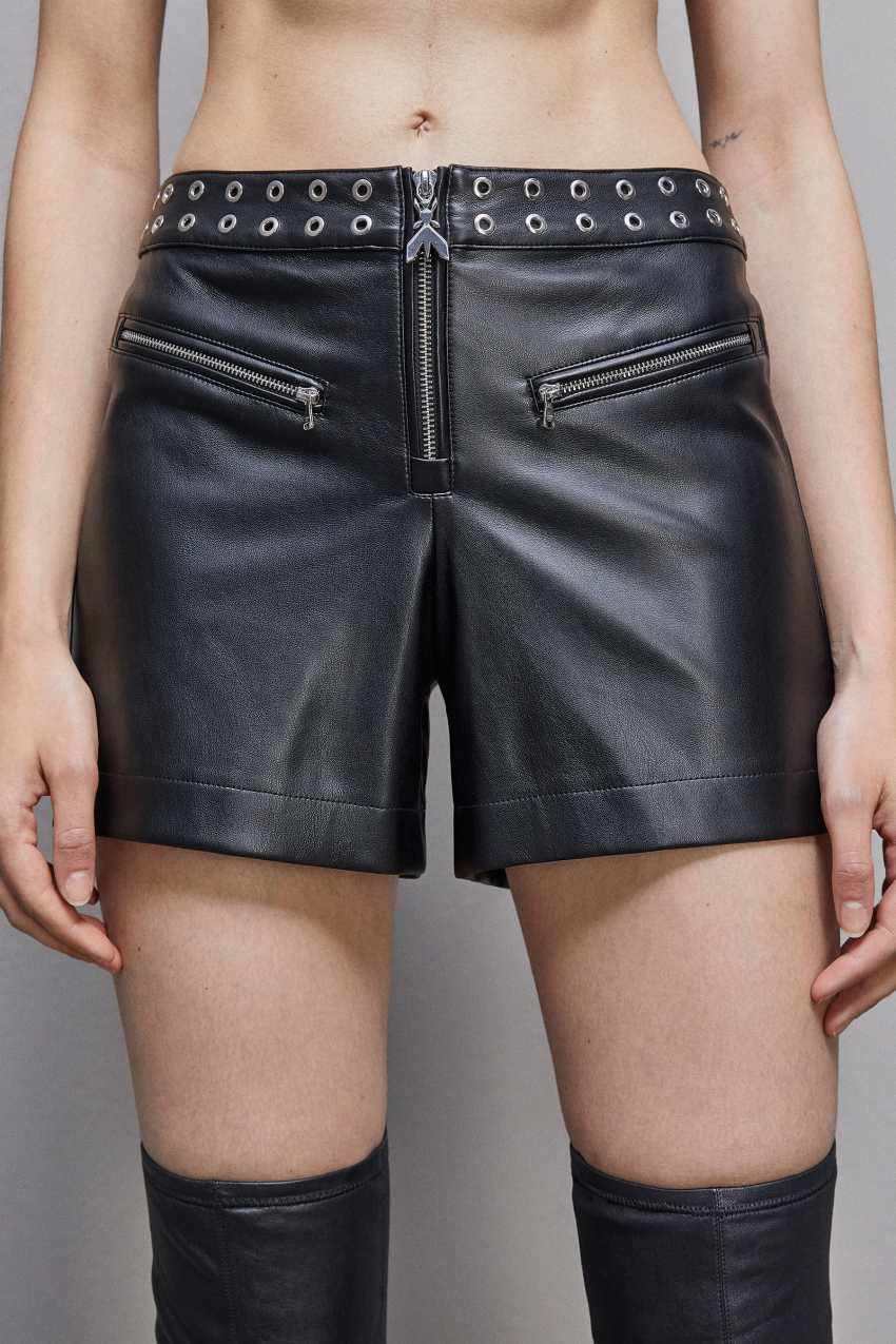 Patrizia Pepe Faux Leather Low-waisted Shorts With Zipper Zwart | 6918BTVJQ