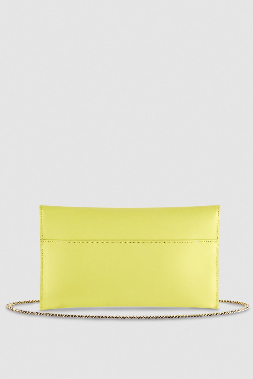 Patrizia Pepe Fly Leather Clutch Bag With Chain Geel | 8236NOUWK